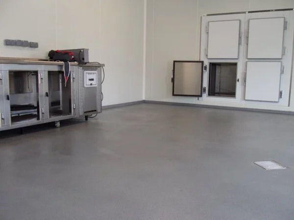 Melwann Resines Resine Sur Sol Industriel A Bedee Pres De Rennes En Bretagne Systeme Quartz Color